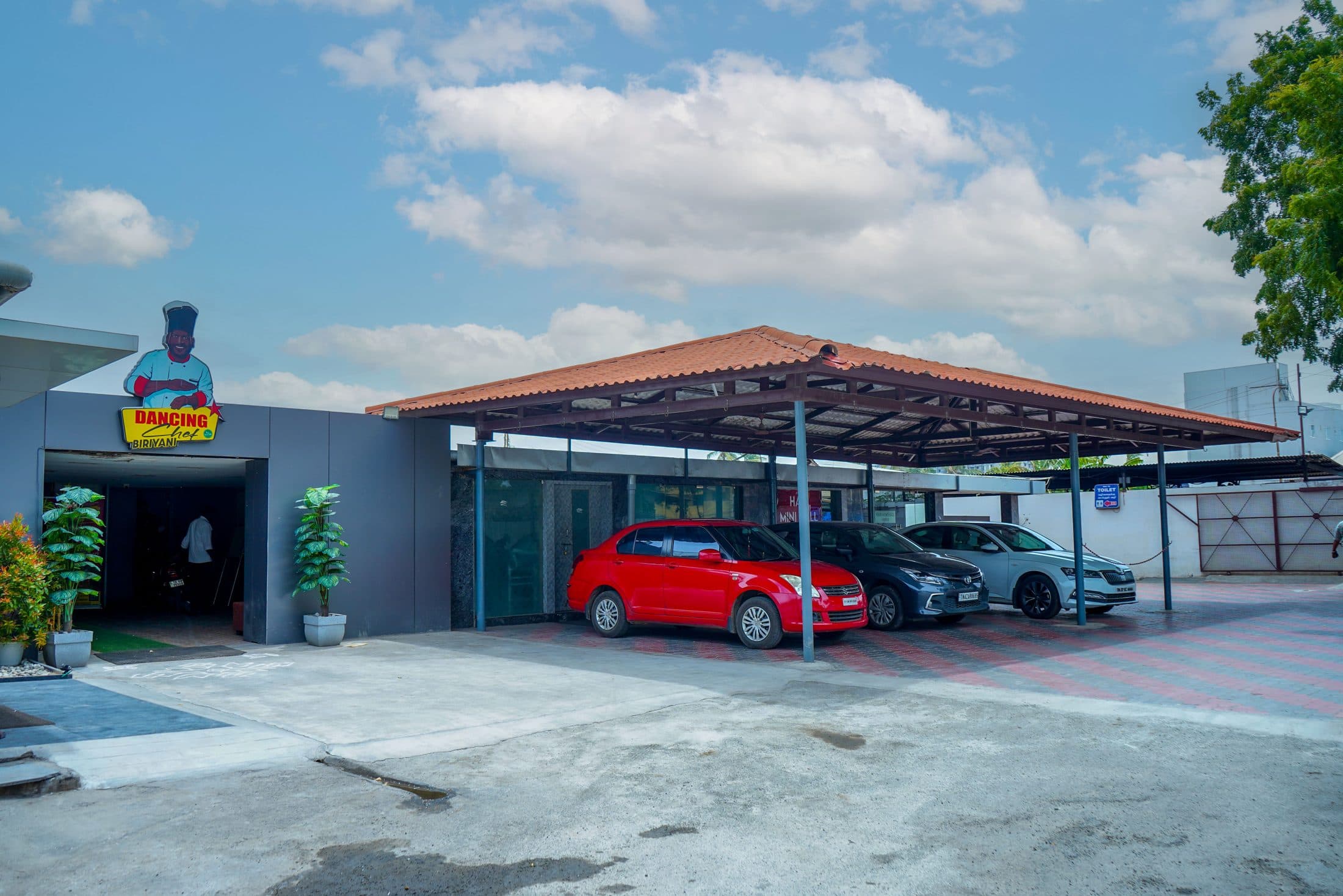 The restaurant exterior and forecourt — Dancing Chef Biriyani, Coimbatore (1)